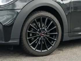 MINI Hatchback (2023) thumbnail 5