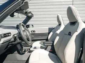 MINI Cabrio (2026) thumbnail 4