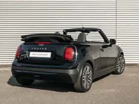 MINI Cabrio (2026) thumbnail 2
