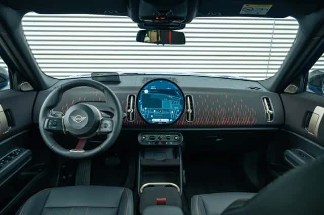 MINI Countryman (2025) thumbnail 5