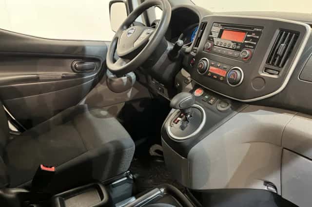 Nissan E-NV200 (2020) thumbnail 3