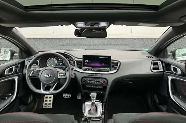 Kia ProCeed (2020) thumbnail 5