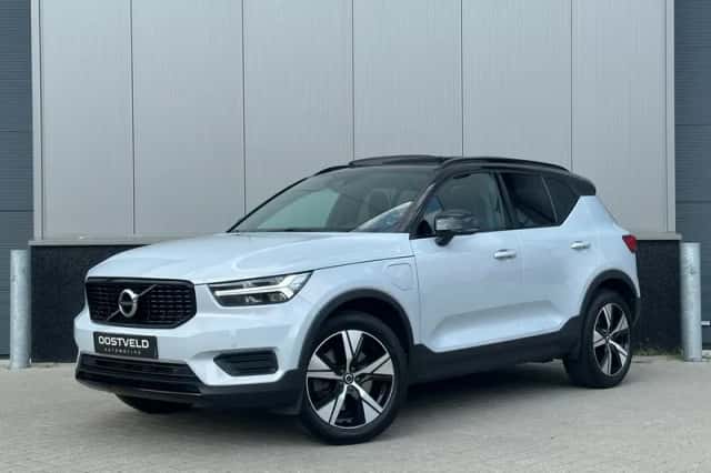 Volvo XC40 (2022) thumbnail 1