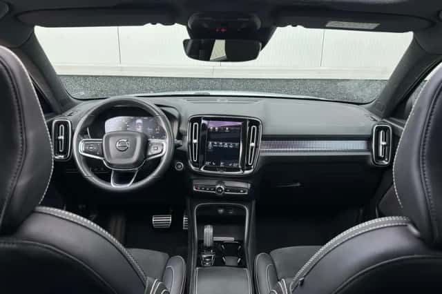 Volvo XC40 (2022) thumbnail 5