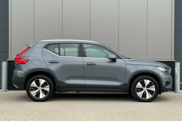 Volvo XC40 (2022) thumbnail 6