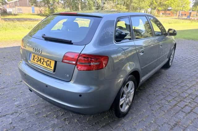 Audi A3 (2008) thumbnail 2