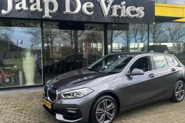 BMW 1-Serie (2020) thumbnail 1