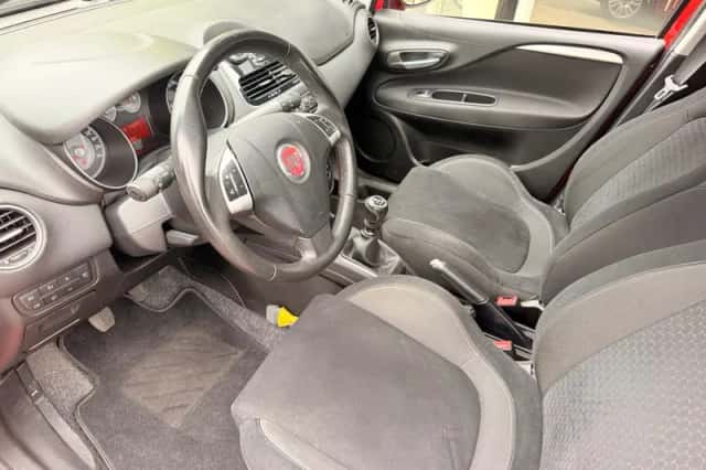 Fiat Punto (2016) thumbnail 5