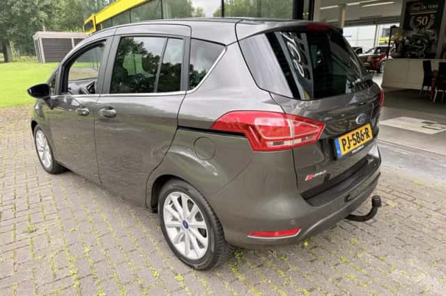Ford B-Max (2017) thumbnail 4
