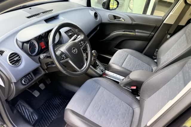 Opel Meriva (2012) thumbnail 4
