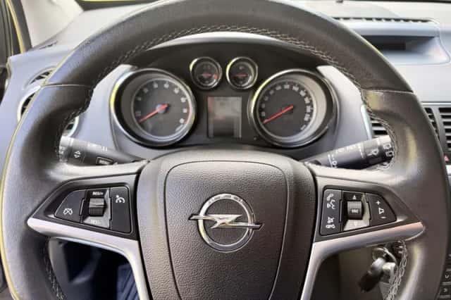 Opel Meriva (2012) thumbnail 6