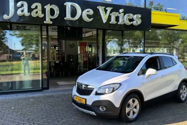 Opel Mokka (2016) thumbnail 1