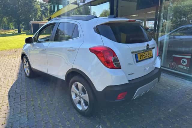 Opel Mokka (2016) thumbnail 4