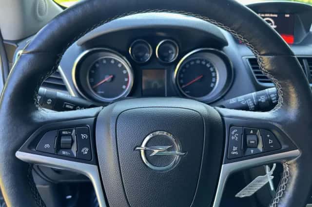 Opel Mokka (2016) thumbnail 6
