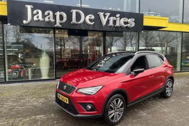 SEAT Arona (2018) thumbnail 2