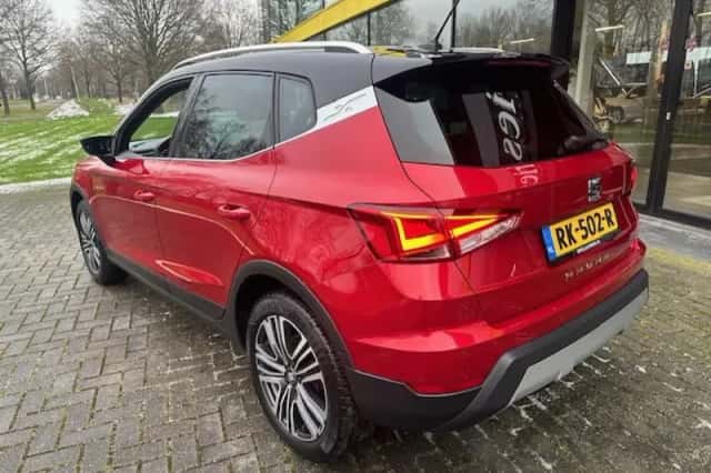 SEAT Arona (2018) thumbnail 4