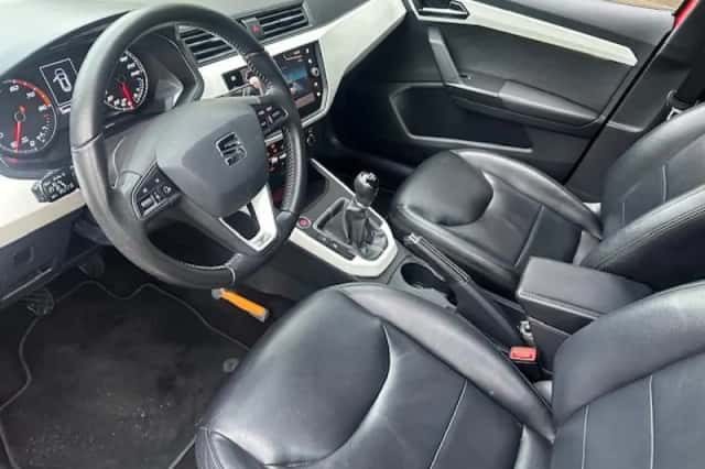 SEAT Arona (2018) thumbnail 5