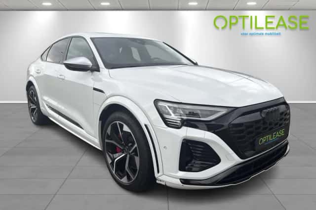 Audi SQ8 (2024) thumbnail 3