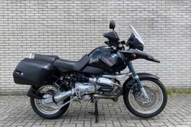 BMW R (2001) thumbnail 1