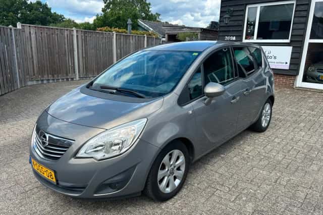 Opel Meriva (2013) thumbnail 2