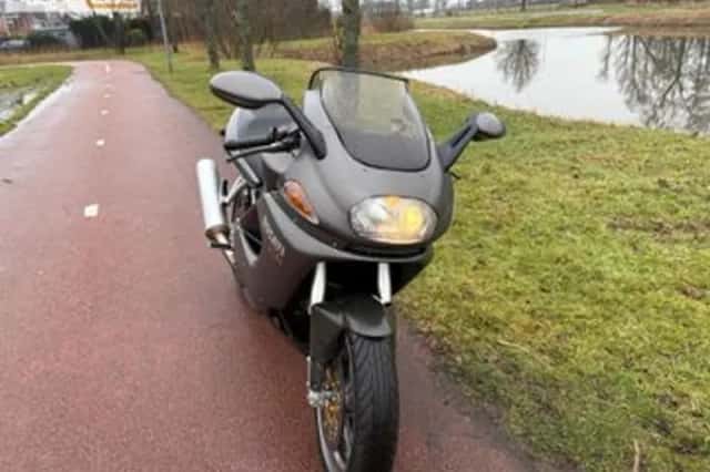 DUCATI ST (2001) thumbnail 2