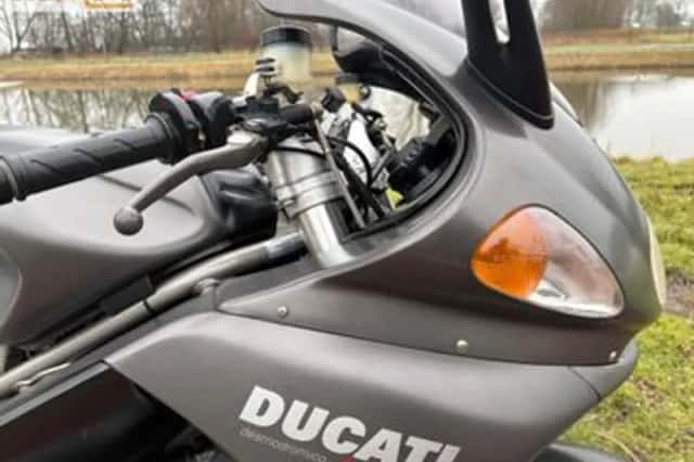 DUCATI ST (2001) thumbnail 6