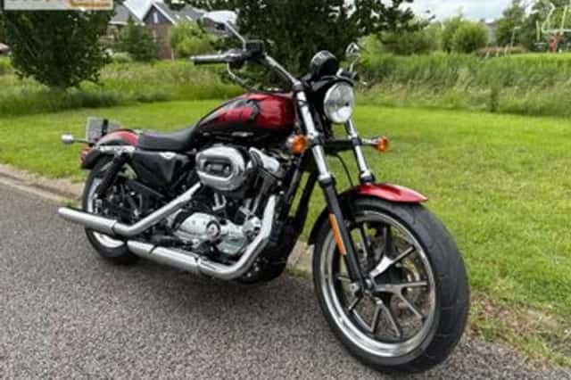HARLEY-DAVIDSON SPORTSTER (2014) thumbnail 3