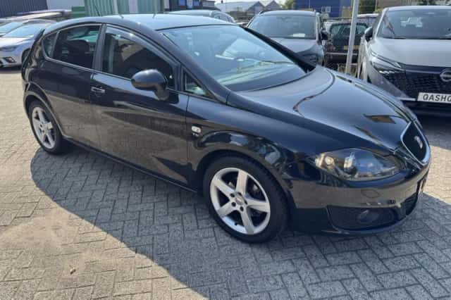 SEAT Leon (2010) thumbnail 4