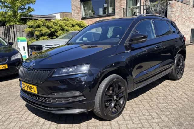 Škoda Karoq (2019) thumbnail 2