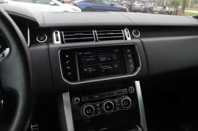 Land Rover Range Rover (2017) thumbnail 19