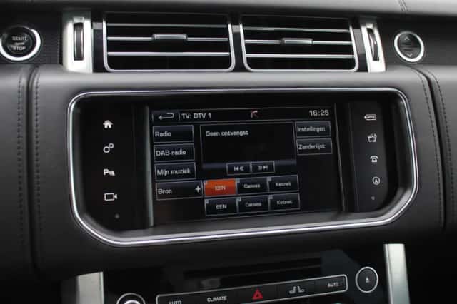 Land Rover Range Rover (2017) thumbnail 24