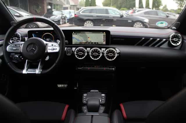Mercedes-Benz CLA-Klasse (2020) thumbnail 2