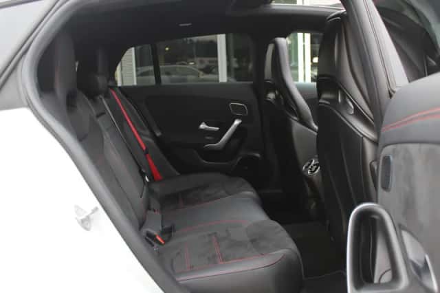 Mercedes-Benz CLA-Klasse (2020) thumbnail 12