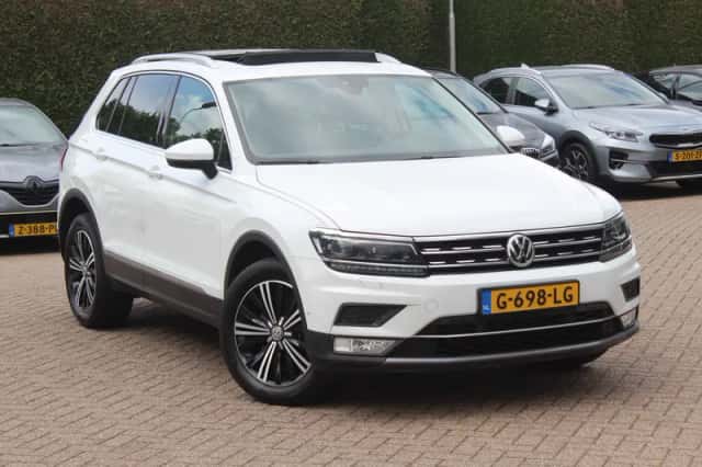 Volkswagen Tiguan (2016) thumbnail 1