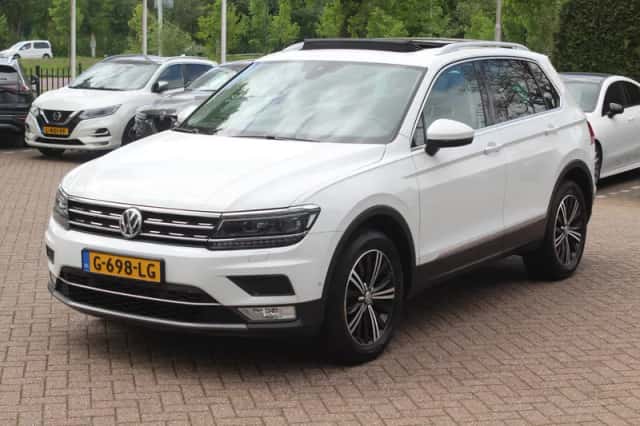 Volkswagen Tiguan (2016) thumbnail 6