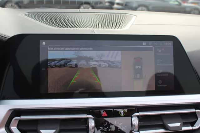 BMW 4-Serie (2022) thumbnail 24