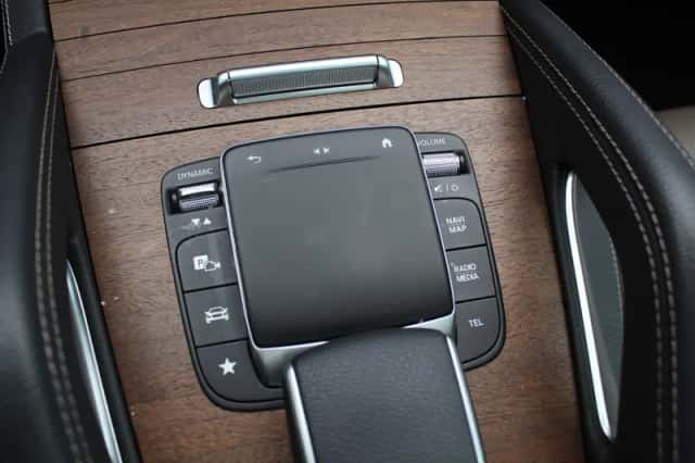 Mercedes-Benz GLE (2020) thumbnail 29