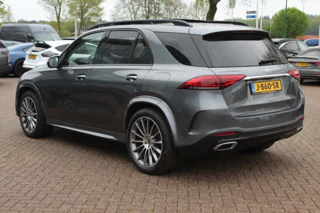 Mercedes-Benz GLE (2020) thumbnail 4