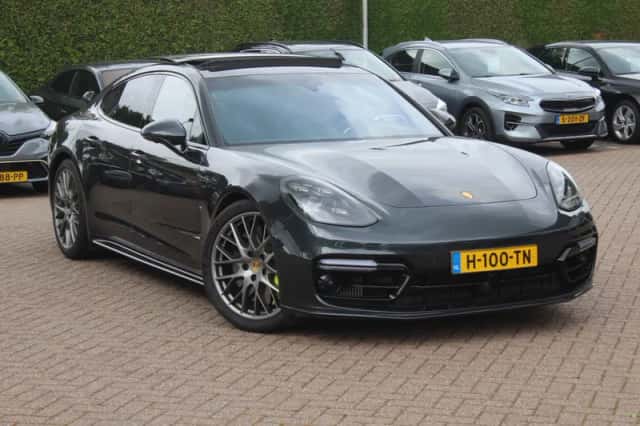 Porsche Panamera (2019)