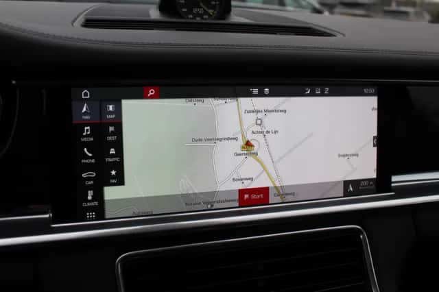 Porsche Panamera (2019) thumbnail 20