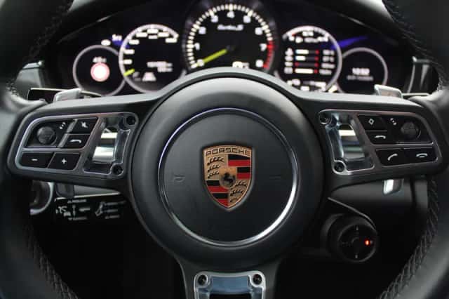 Porsche Panamera (2019) thumbnail 33