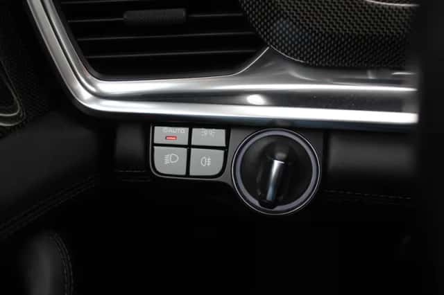 Porsche Panamera (2019) thumbnail 35