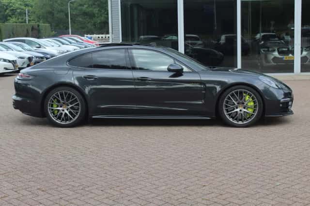 Porsche Panamera (2019) thumbnail 5