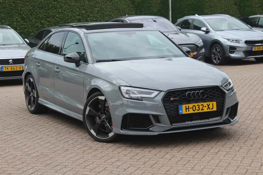 Audi RS3 (2019) — foto 1