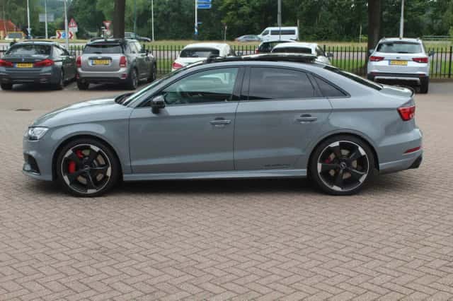 Audi RS3 (2019) thumbnail 7
