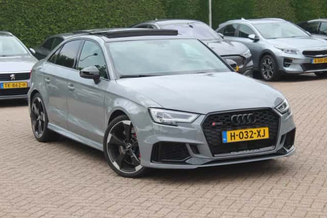 Audi RS3 (2019) thumbnail 9