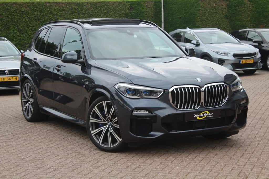 BMW X5 (2019) — foto 1