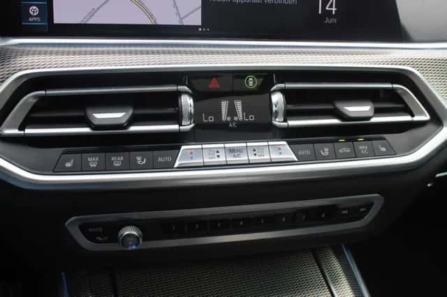 BMW X5 (2019) thumbnail 27