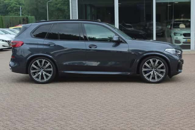 BMW X5 (2019) thumbnail 5