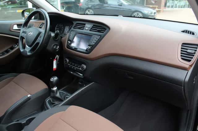 Hyundai i20 (2018) thumbnail 13